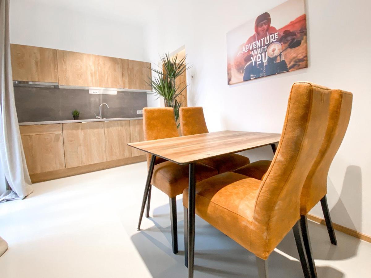 Darebell - Designerapartments Kirchfeldgasse Вена Экстерьер фото